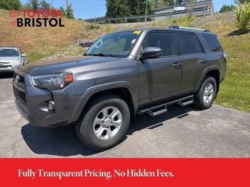 Used 2019 Toyota 4Runner SR5 AWD/4WD image 3