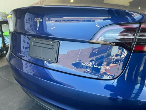 Used 2022 Tesla Model 3 Long Range AWD/4WD image 22