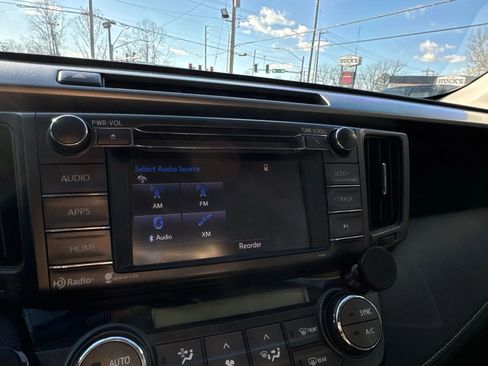 Used 2015 Toyota RAV4 XLE image 12