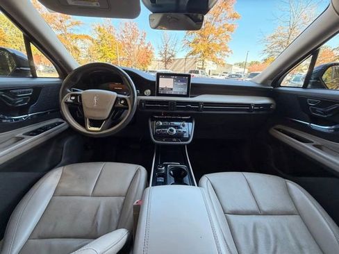 Certified 2022 Lincoln Corsair Reserve w/ Elements Package image 10