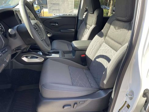 New 2026 Nissan Frontier SV w/ SV Convenience Package RWD image 17