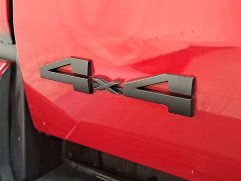 Used 2024 Toyota Tacoma TRD Off-Road image 7