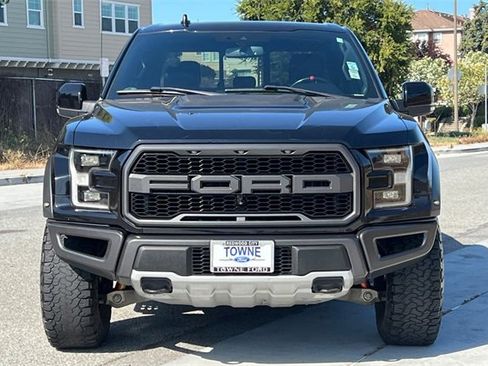 Used 2019 Ford F150 Raptor w/ Equipment Group 802A Luxury image 9