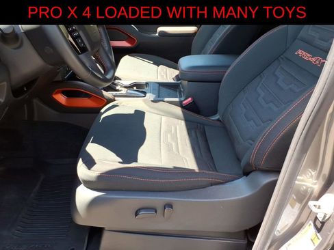 Used 2023 Nissan Frontier PRO-4X w/ Pro Convenience Package AWD/4WD image 14