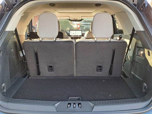 New 2026 Ford Explorer Active w/ Active Comfort Package image 14