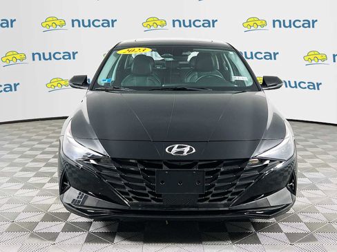Certified 2023 Hyundai Elantra Limited image 2