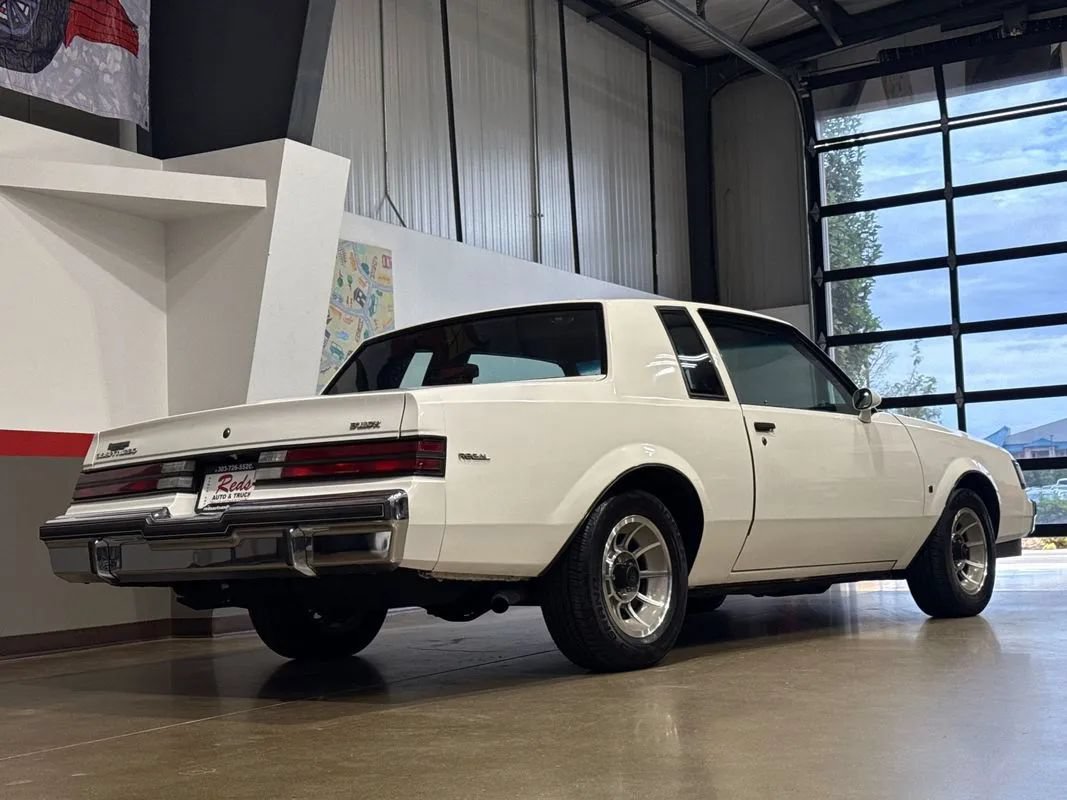Used 1987 Buick Regal Coupe RWD image 33
