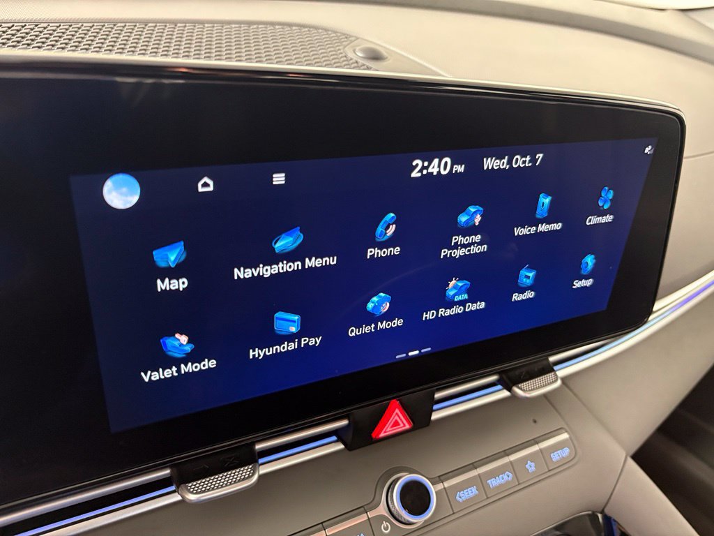 Used 2024 Hyundai Elantra SEL w/ Convenience Package FWD image 25