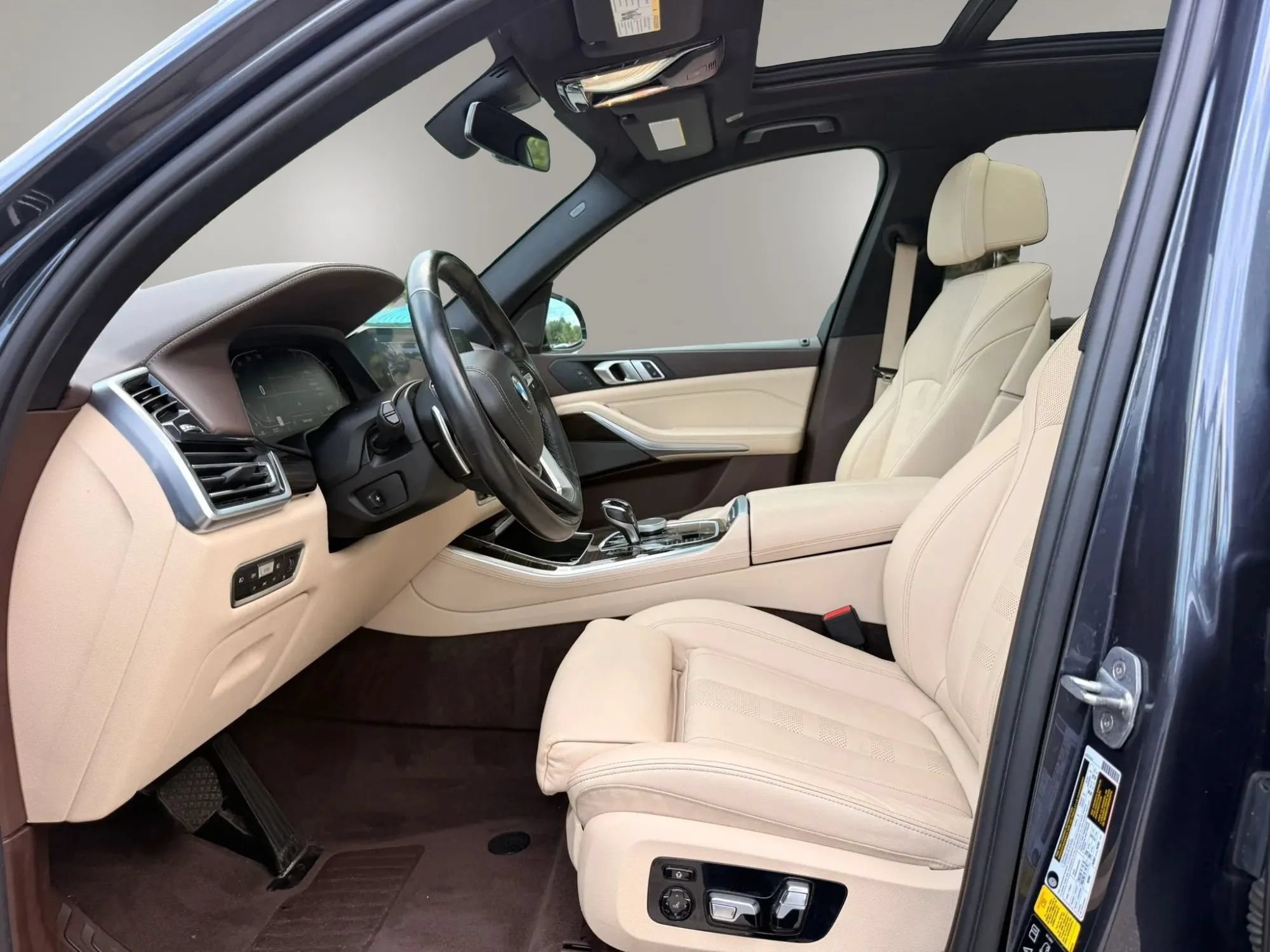 Used 2019 BMW X5 xDrive40i w/ Convenience Package AWD/4WD image 10