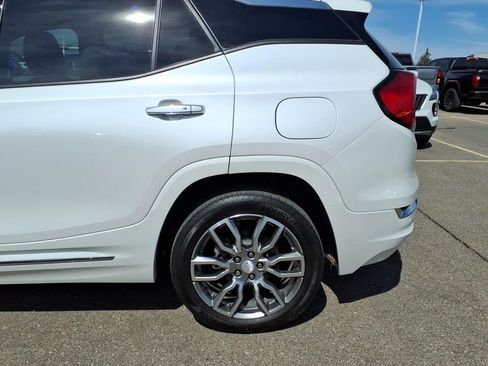 Used 2023 GMC Terrain Denali w/ Denali Premium Package AWD/4WD image 24
