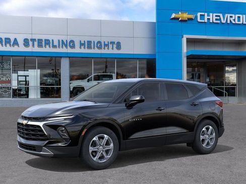 New 2026 Chevrolet Blazer LT FWD image 2