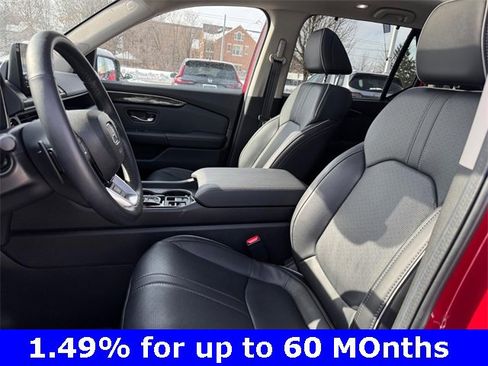 Used 2025 Honda Pilot Elite image 6