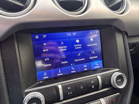 Used 2020 Ford Mustang GT Premium w/ Black Accent Package RWD image 19