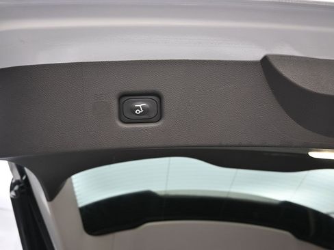 Certified 2022 Lincoln Nautilus FWD image 30