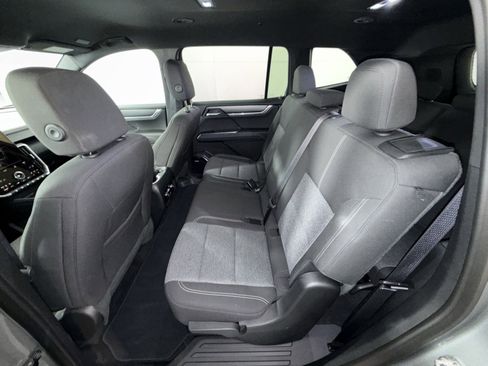 New 2025 GMC Acadia Elevation image 24