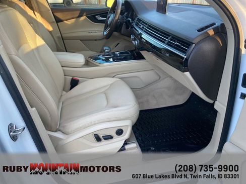 Used 2018 Audi Q7 3.0T Premium Plus AWD/4WD image 30