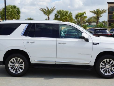 Used 2021 GMC Yukon SLT w/ SLT Luxury Plus Package RWD image 4
