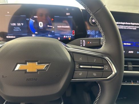 New 2026 Chevrolet Equinox EV LT image 21