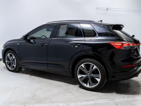 Used 2024 Audi Q4 e-tron Prestige AWD/4WD image 2