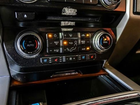 Used 2018 Ford F250 King Ranch w/ King Ranch Ultimate Package AWD/4WD image 23