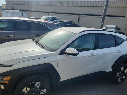 Used 2025 Hyundai Kona SEL image 8