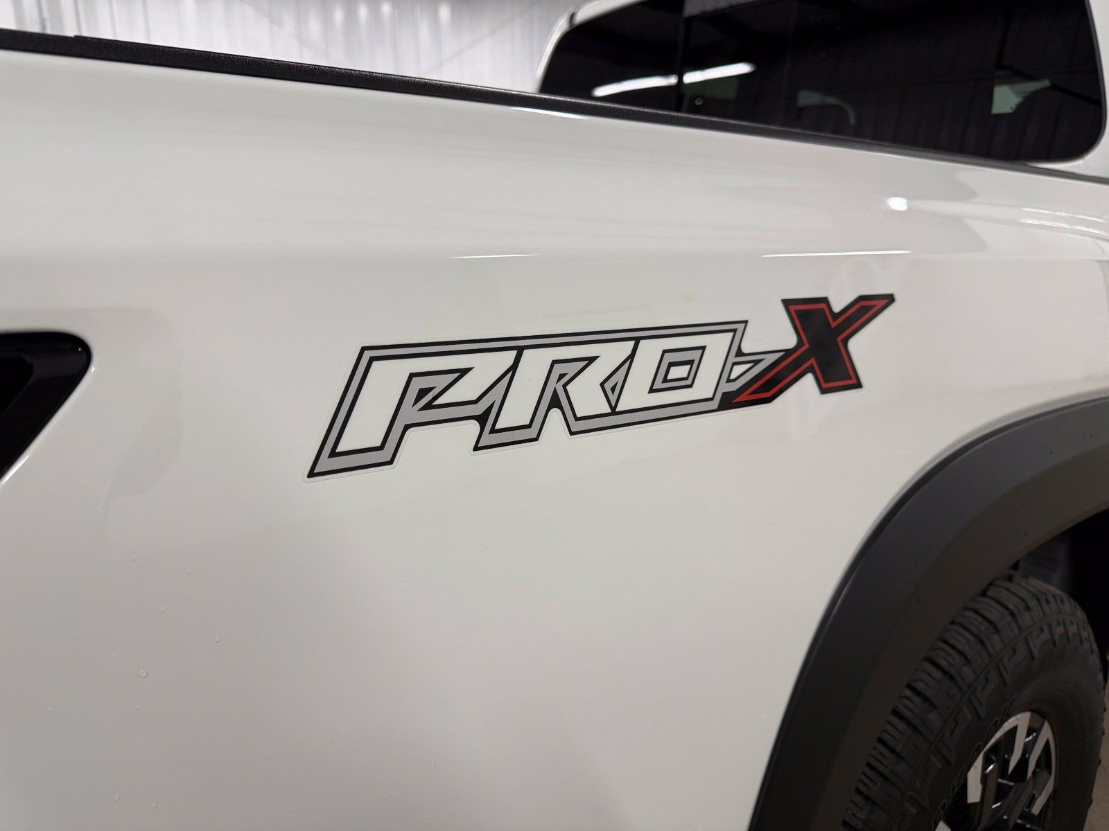Used 2024 Nissan Frontier Pro-X w/ Technology Package RWD image 6