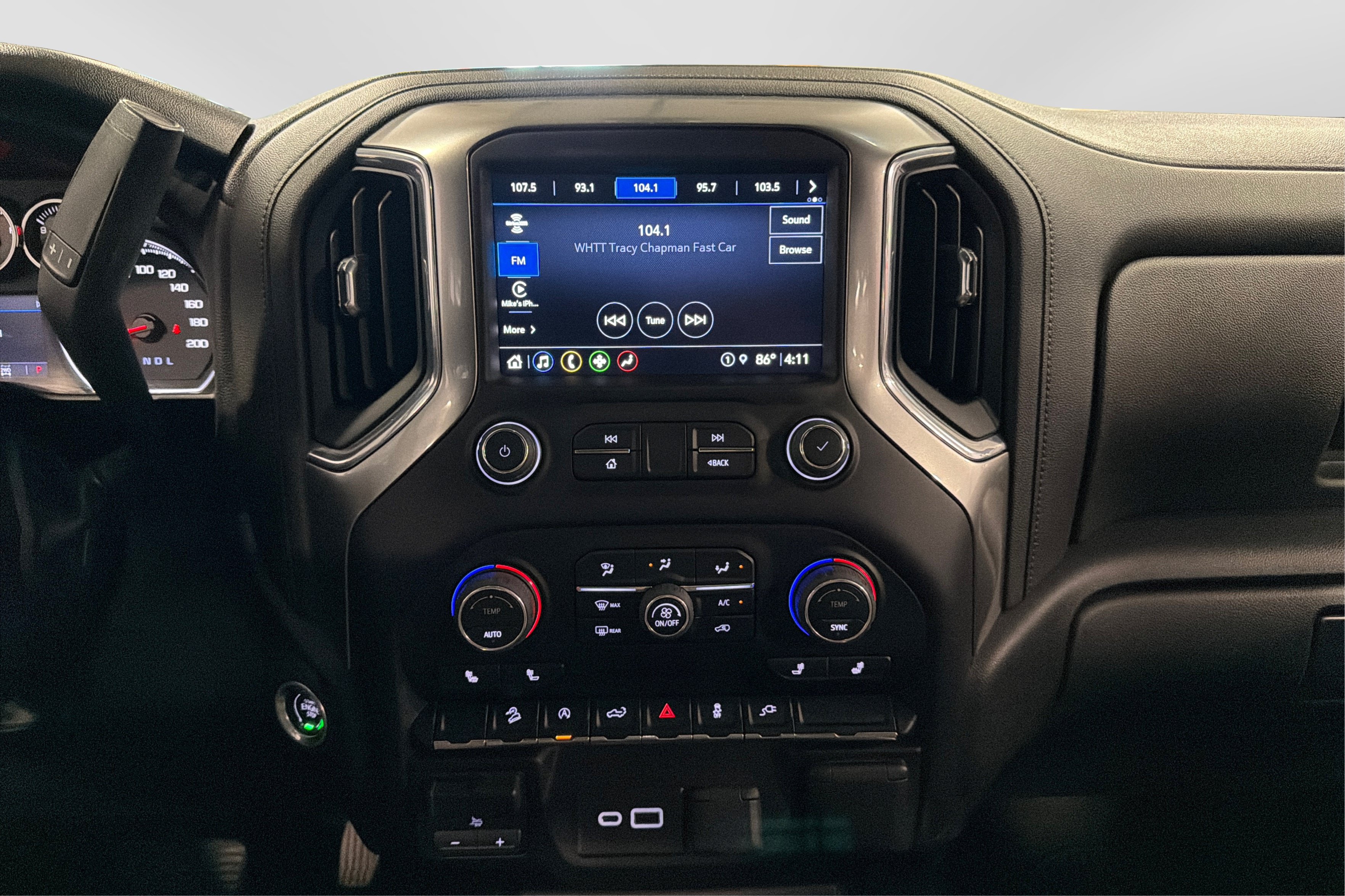 Used 2022 Chevrolet Silverado 1500 RST w/ True North Edition Plus AWD/4WD image 31