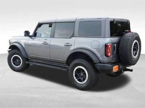 Used 2023 Ford Bronco Outer Banks w/ Sasquatch Package AWD/4WD image 8