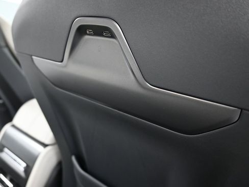 New 2026 Lincoln Nautilus Premier AWD/4WD image 35