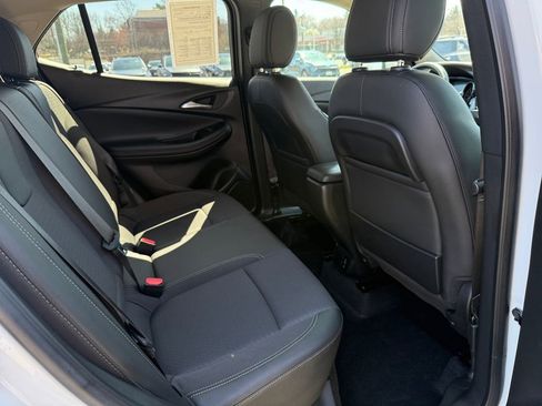 Used 2023 Buick Encore GX Preferred w/ Cold Weather Comfort Package image 28