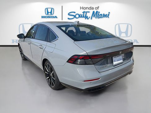 Certified 2023 Honda Accord Touring image 5