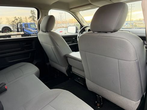 Used 2019 RAM 1500 Express AWD/4WD image 26