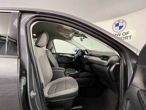 Used 2021 Ford Escape SE image 23