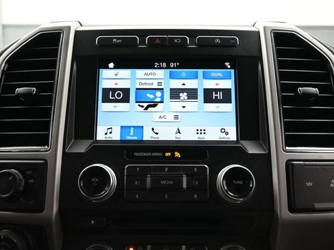 Used 2018 Ford F150 Lariat w/ Equipment Group 502A Luxury RWD image 36