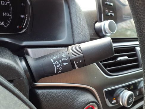Used 2022 Honda Accord LX image 26