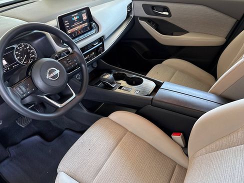 Used 2023 Nissan Rogue SV FWD image 12