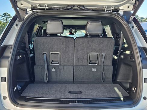 New 2025 Jeep Grand Cherokee L Limited image 26