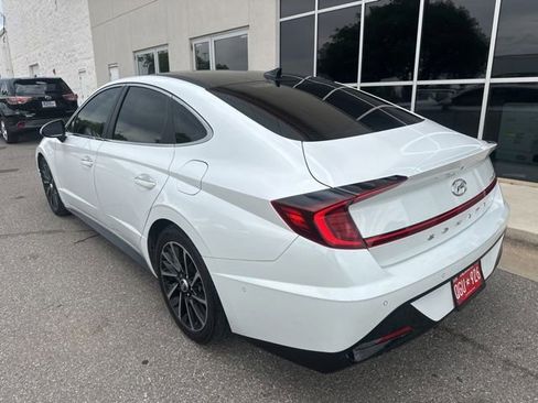 Used 2021 Hyundai Sonata Limited FWD image 6
