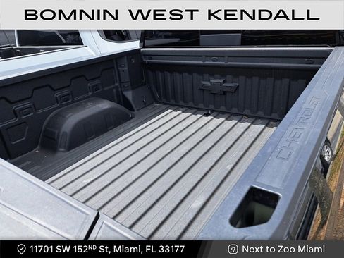 Used 2025 Chevrolet Silverado 1500 High Country image 26