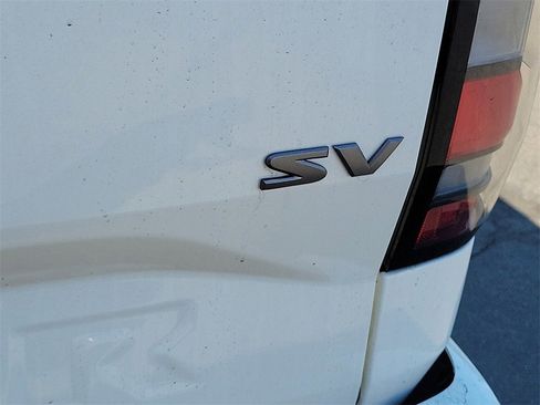 Used 2024 Nissan Frontier SV w/ SV Convenience Package image 22