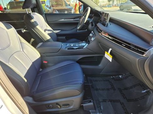 New 2026 INFINITI QX60 Sport w/ Dark Cargo Package AWD/4WD image 22