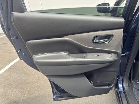 Used 2023 Nissan Murano SV FWD image 36