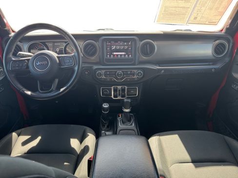 Used 2018 Jeep Wrangler Unlimited Sport S AWD/4WD image 12