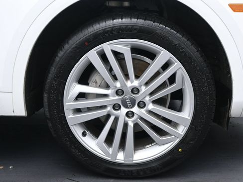 Used 2018 Audi Q5 2.0T Premium Plus AWD/4WD image 30