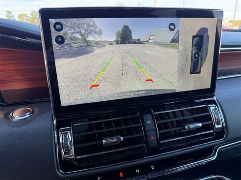 Used 2024 Lincoln Navigator L Reserve image 21