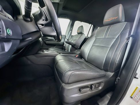 Used 2023 Honda Passport TrailSport image 13