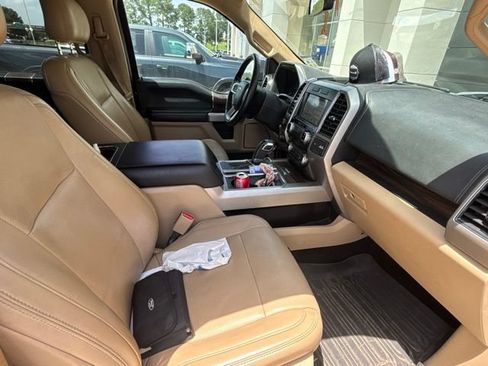 Used 2017 Ford F150 Lariat RWD image 15