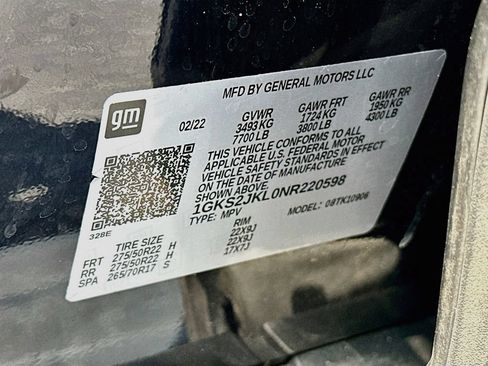 Used 2022 GMC Yukon XL Denali w/ Advanced Technology Package AWD/4WD image 37