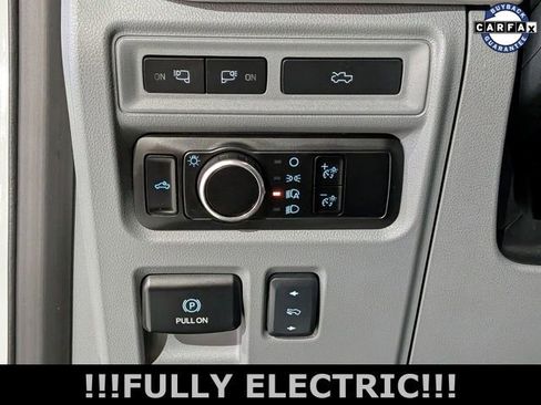 Used 2023 Ford F150 Lightning XLT image 19