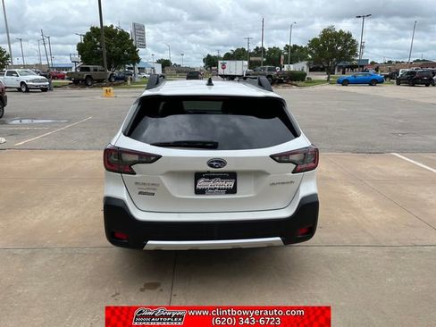 Used 2024 Subaru Outback Limited AWD/4WD image 4